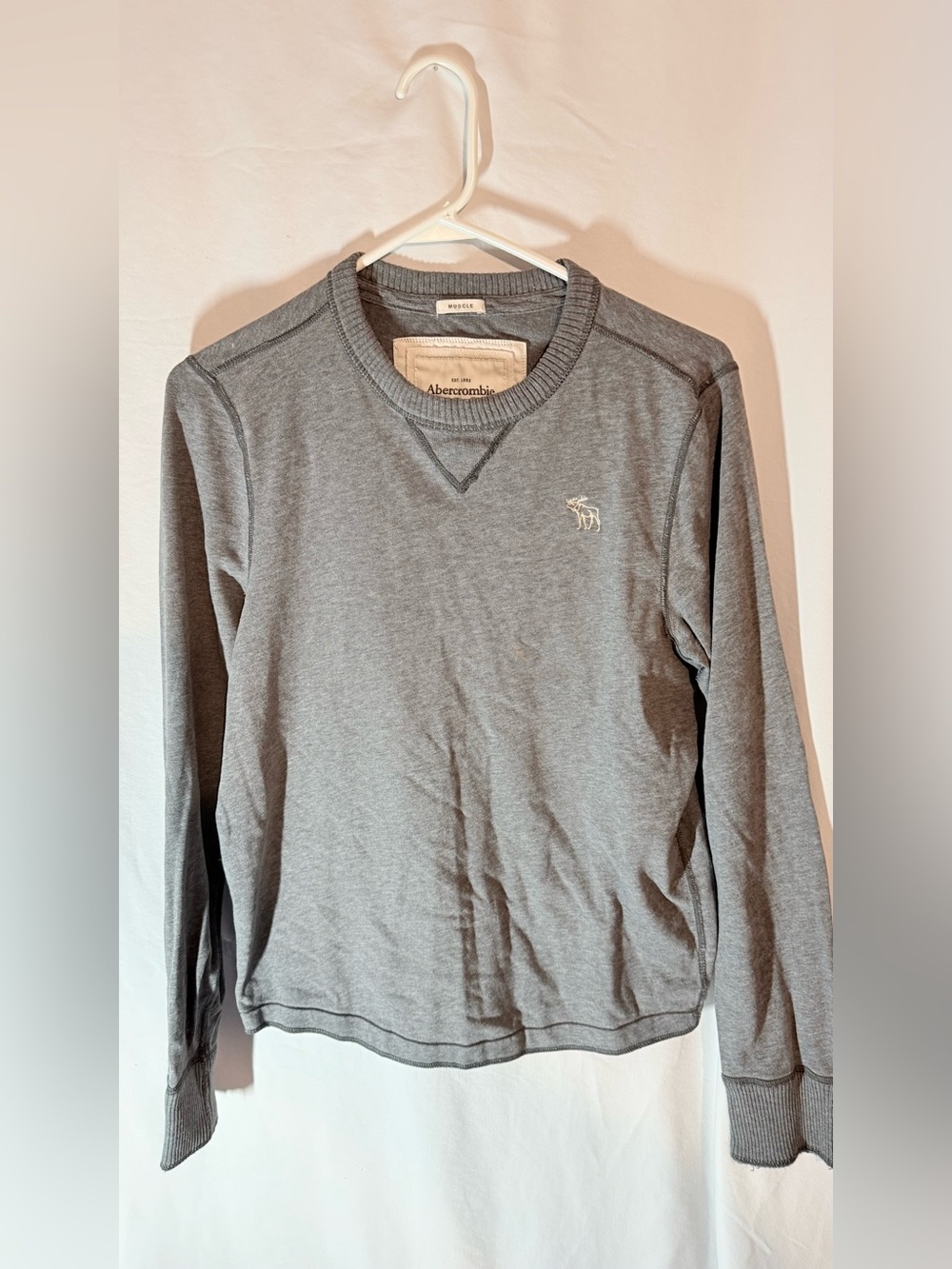Abercrombie & Fitch Muscle Men’s M Gray Moose Logo Long Sleeve Sweatshirt